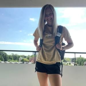 Meet your Posher, Michaela